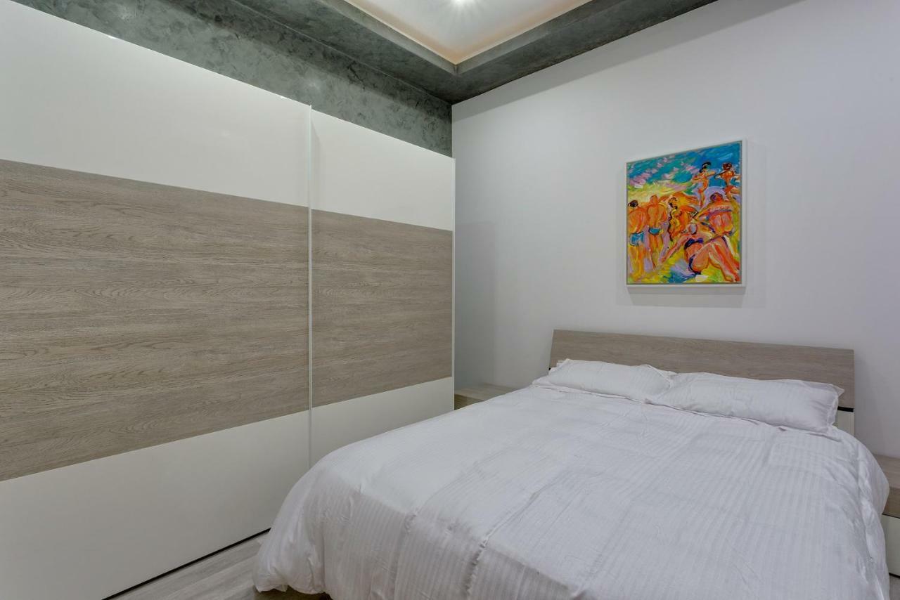 Stylish 3Br Apartment, Fantastic Location In 슬리에마 외부 사진